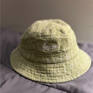 supreme bucket hat